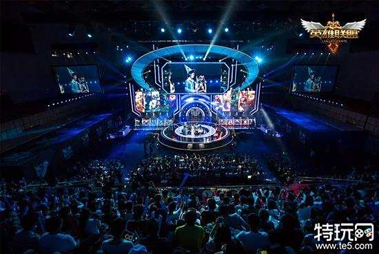 优异表现 优异表现