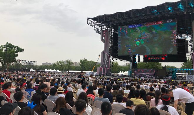 未来在顶峰 未来在顶峰